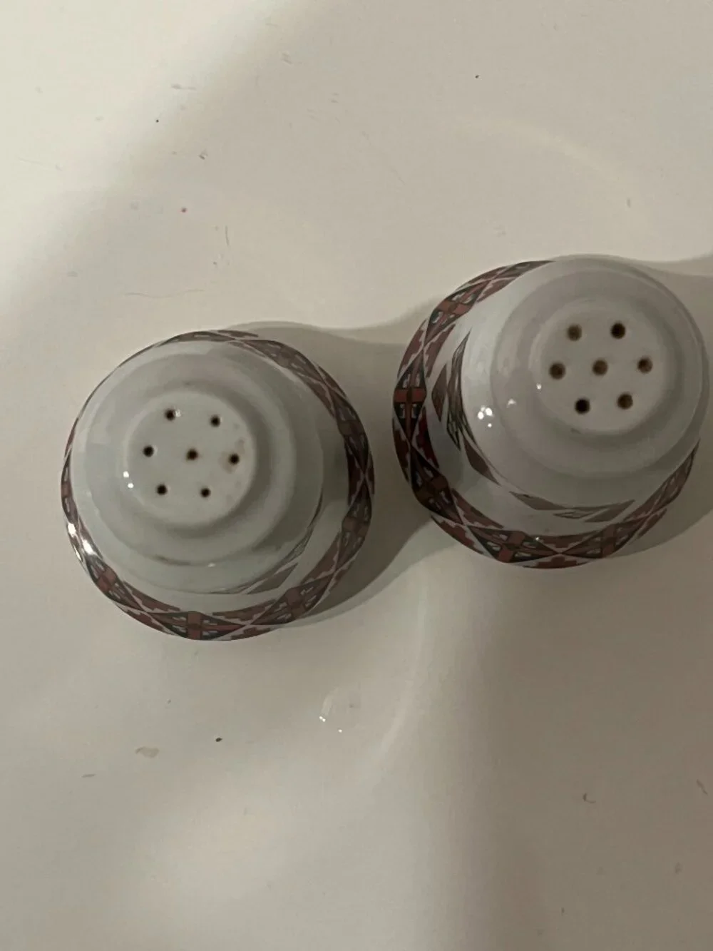 Ukrainian Art Marusha Salt Pepper Shakers